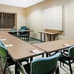Microtel Inn&Suites 