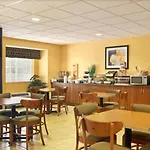 Microtel Inn&Suites 