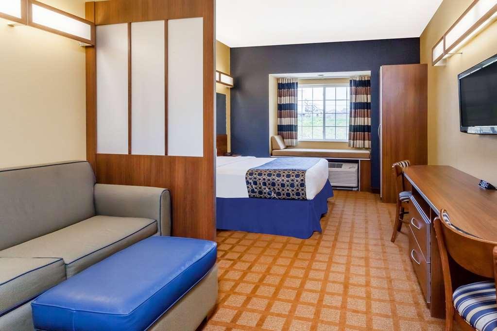 Microtel & Dickson City