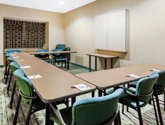 Microtel & Hotel Dickson City